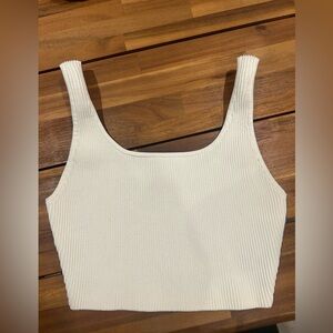 Babaton White Ribbed Crop Top